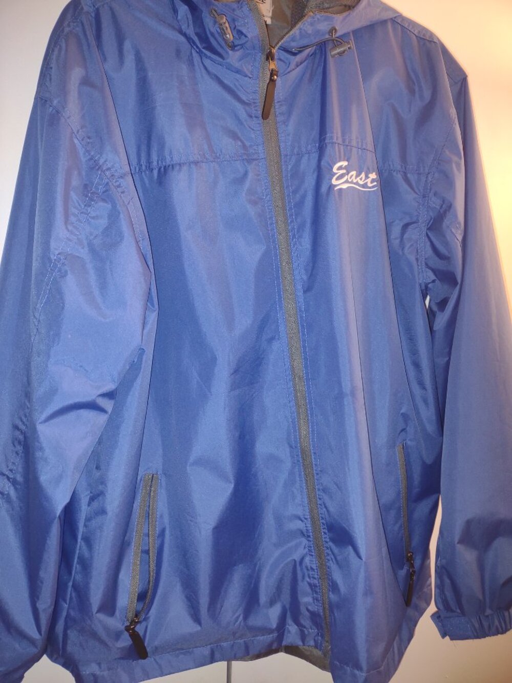 East Blue Lightweight Windbreaker Jacket – Zip Front – Hooded